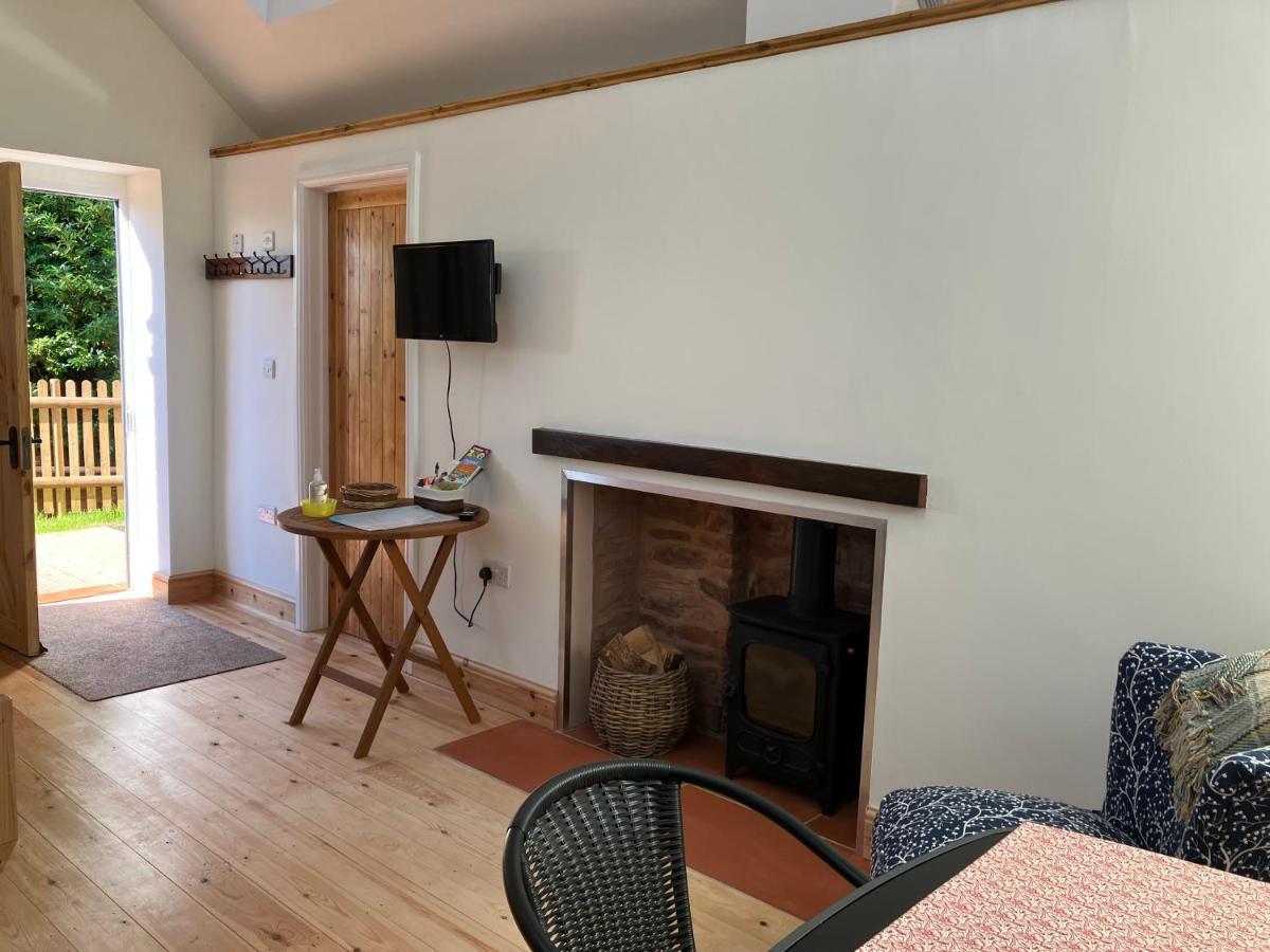 Barn In Somerset Romantic Hideaway Nettlecombe  المظهر الخارجي الصورة