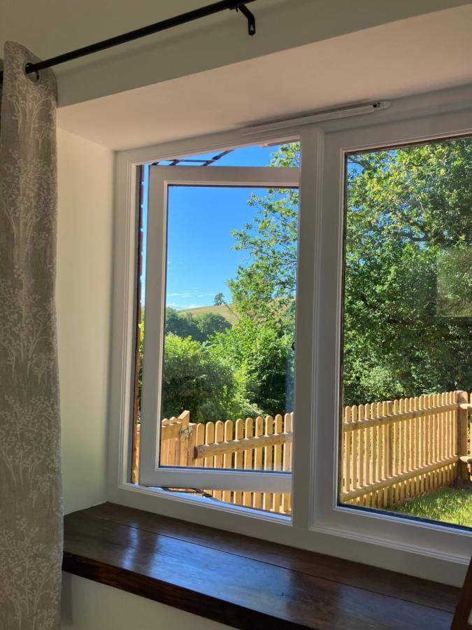 Barn In Somerset Romantic Hideaway Nettlecombe  المظهر الخارجي الصورة