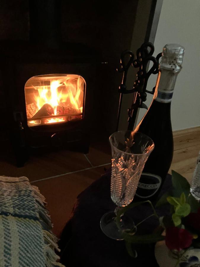 Barn In Somerset Romantic Hideaway Nettlecombe  المظهر الخارجي الصورة